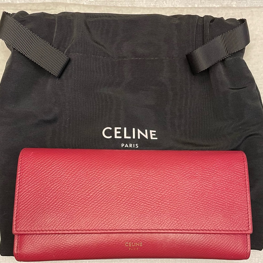 Celine Authentic Vintage Cranberry Leather Long Wallet with Black Dusty & Chain!